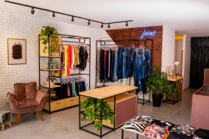 Thiết kế shop thời trang dành riêng cho những người Big Size