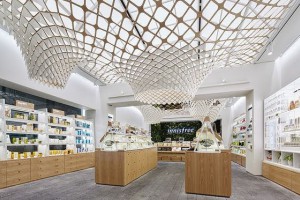Thiết kế shop mỹ phẩm này chị em nhìn là chỉ có mê luôn