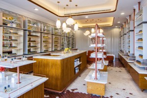 Nâng tầm thương hiệu nhờ thiết kế shop mỹ phẩm này