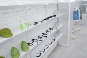 Thiết Kế Shop Thời Trang - Chống Lại Cái Lạnh Mùa Đông