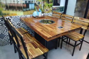 Bộ Bàn Ghế Bế Nướng Gỗ Thông Tự Nhiên Cho Quán Nướng