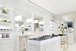 3 Chú ý khi thiết kế - Trang trí shop mỹ phẩm sao cho thu hút khách hàng 