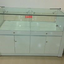 Mẫu tủ vàng chữ I 