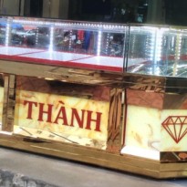 Mẫu tủ trang sức chữ L sang trọng