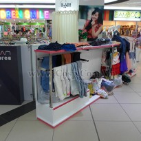 Thiết kế gian hàng thời trang - Bình Dương