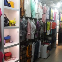 Thi Công 2 Tủ Cho Shop Quần Áo - Chị Bích - TTTM Thanh Trì - CPKTB136