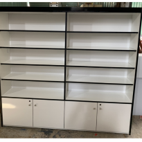 Tủ trưng bày sản phẩm TTB01