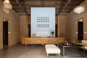 Phong cách mộc - gợi ý vàng cho thiết kế spa giá rẻ