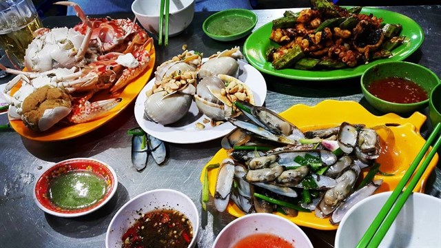kinh doanh quan nhau hai san binh dan 1