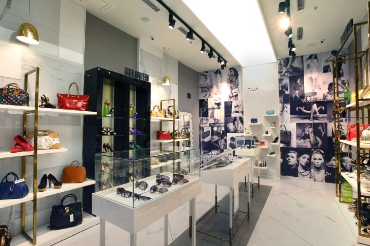 thiết kế nội thất shop