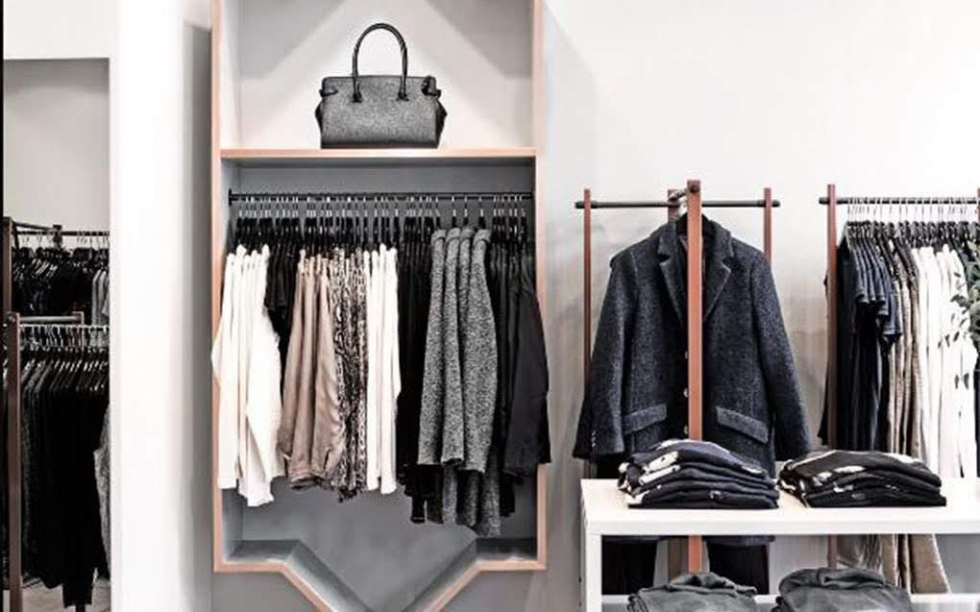 Thiết kế nội thất shop thời trang diện tích nhỏ