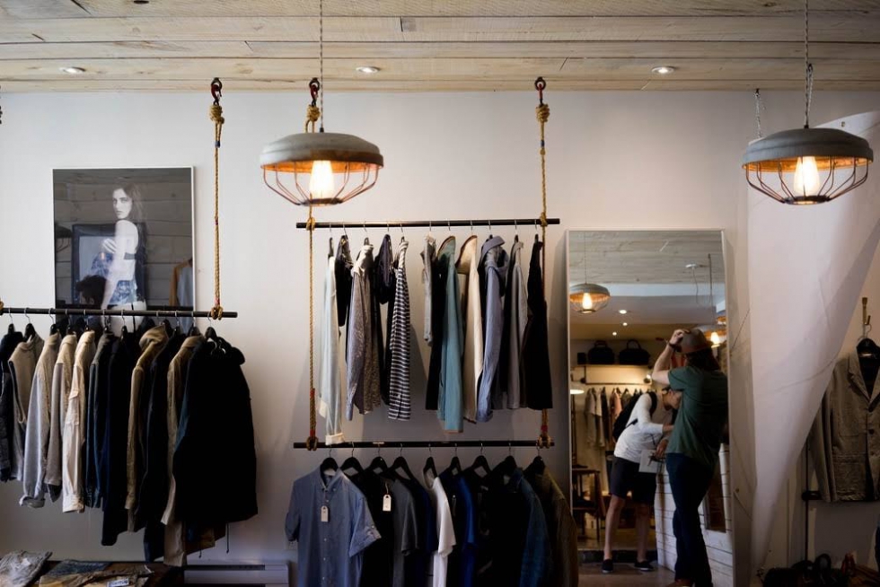 Trang trí shop thời trang diện tích nhỏ