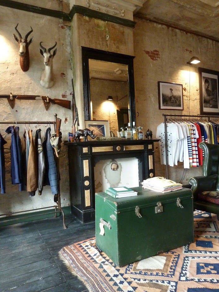 Thiết kế shop thời trang Vintage cho mùa thu thêm sắc màu