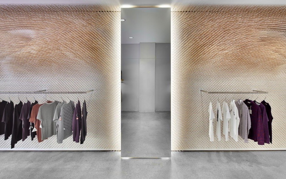 Thiết kế shop thời trang nam đơn giản - Trường tồn theo thời gian