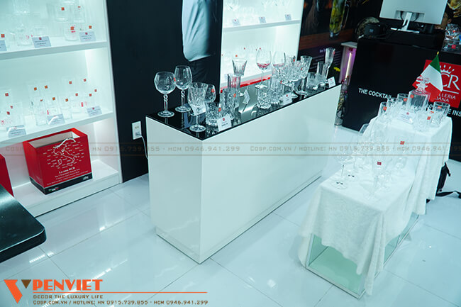 Hình ảnh hoàn thiện showroom pha lê La casa RCR