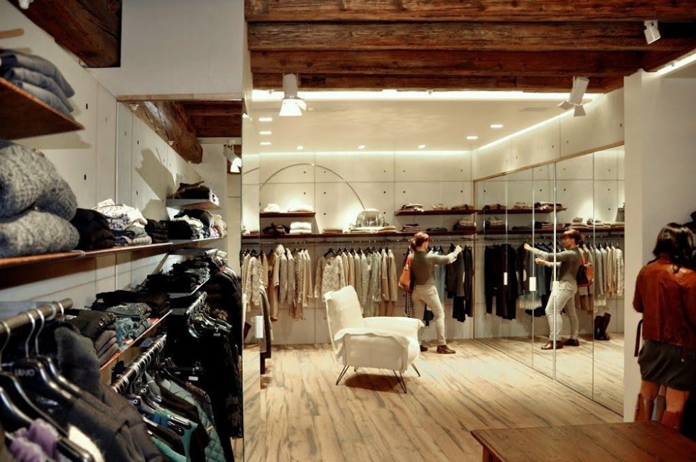 Không gian shop thời trang đẹp