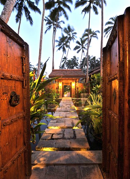 Thiết kế những cánh cửa ấn tượng