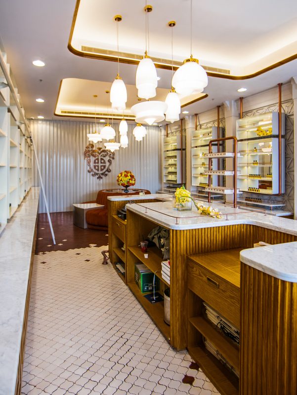 Nâng tầm thương hiệu nhờ thiết kế shop mỹ phẩm này