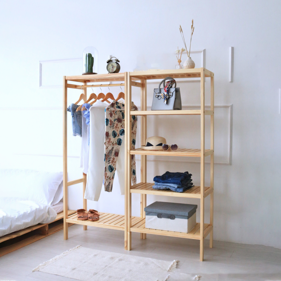 Thiết kế shop thời trang bằng chất liệu gỗ