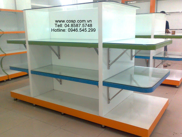 Kệ Trưng Bày Thời Trang Trẻ Em - CPKTE137
