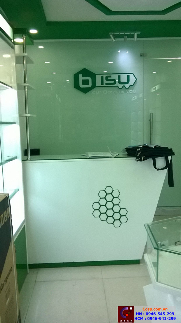 Thi công shop dụng cụ đa năng cao cấp