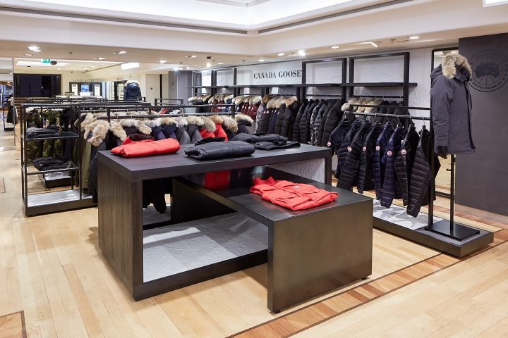 Thiết kế shop thời trang nam hiện đại, sang trọng