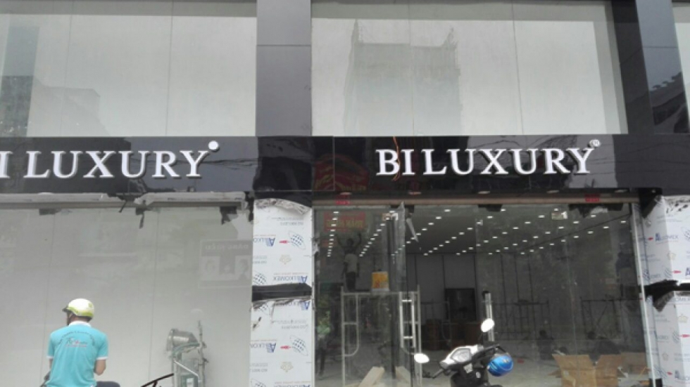 Thi công shop thời trang