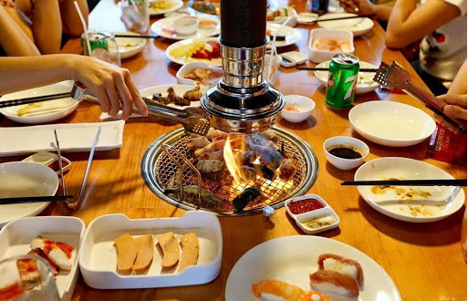 Thi công bếp lẩu nướng không khói