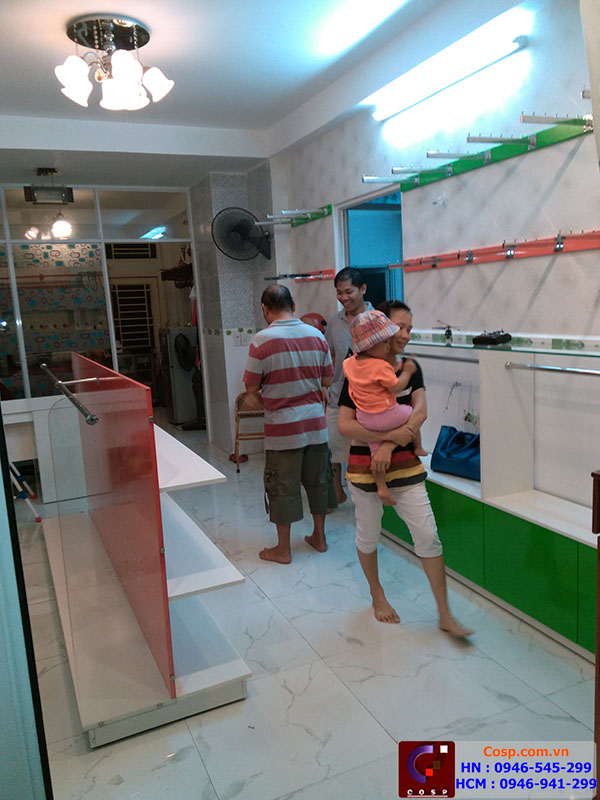 thi công shop thời trang anh long 1
