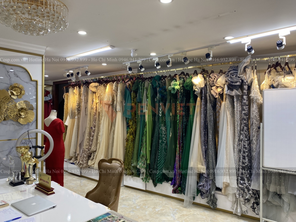 Thi công shop áo dài Hương Queen