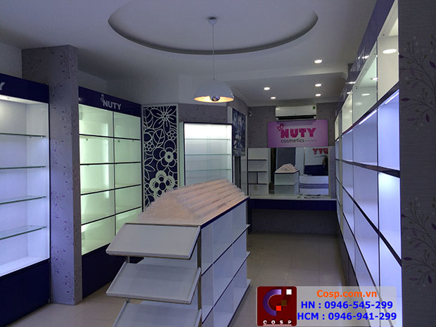 Toàn cảnh cửa hàng mỹ phẩm Nuty sau thi công