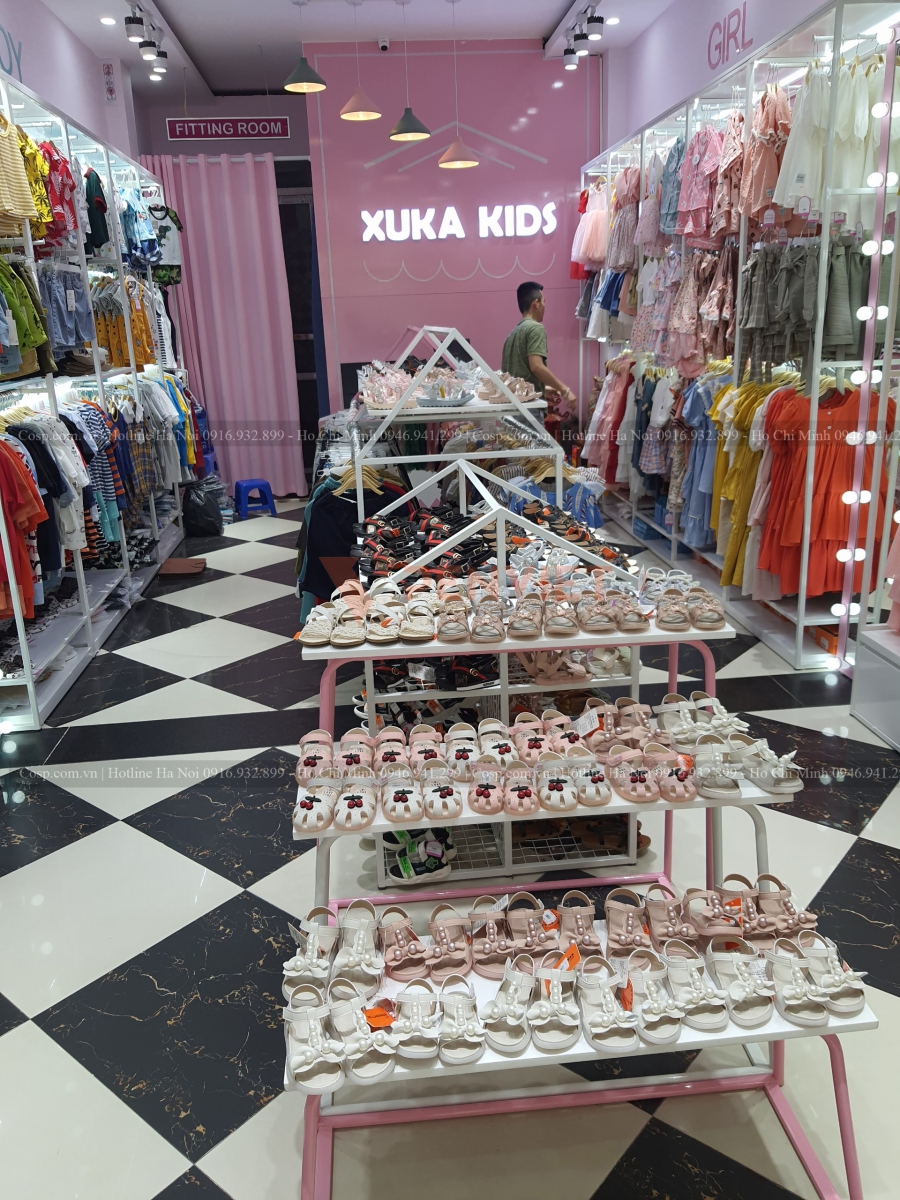 Thi công shop thời trang trẻ em Xukakids 8