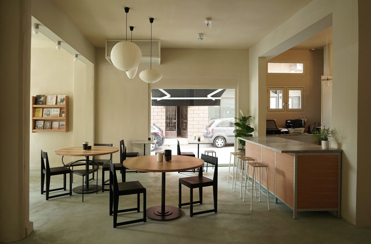 Thiết kế mẫu shop thời trang nam kết hợp kinh doanh cafe cực độc