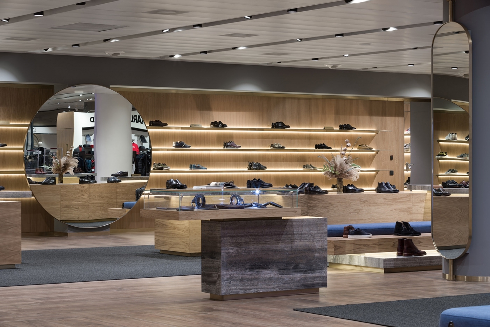 thiet ke shop giay nam dep 4