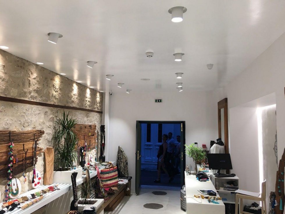 Thiết kế shop quần áo đẹp