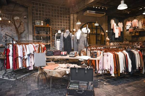 Thiết kế shop thời trang nữ đẹp