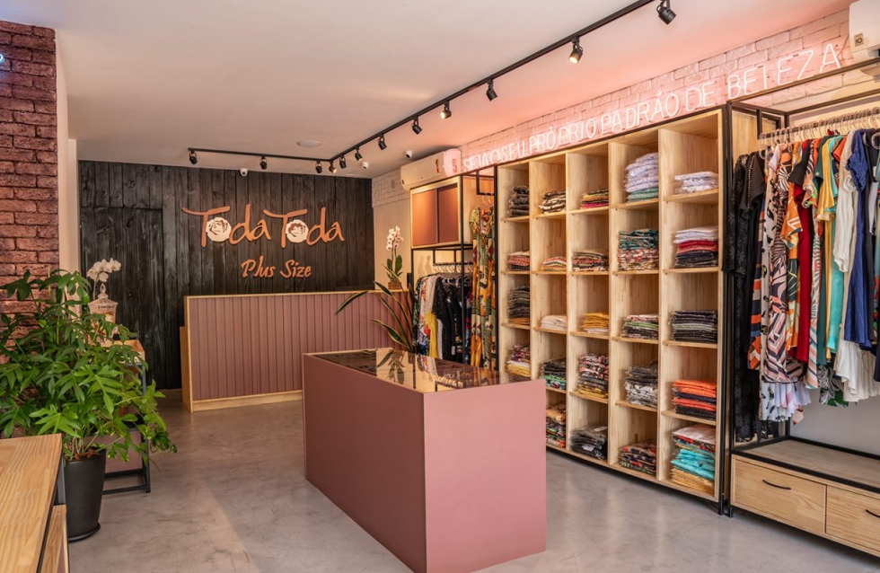 Thiết kế shop thời trang dành riêng cho những người Big Size