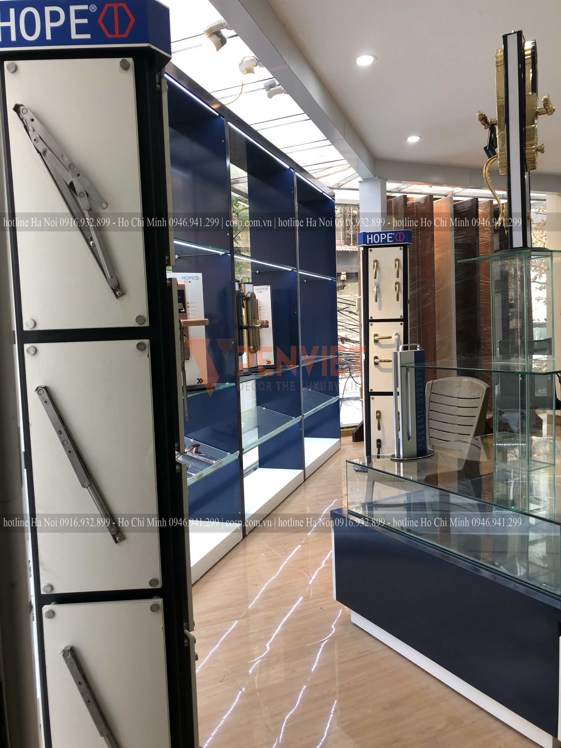 showroom khóa tiến thịnh