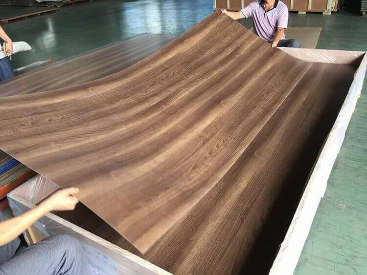 Lớp phủ Melamine