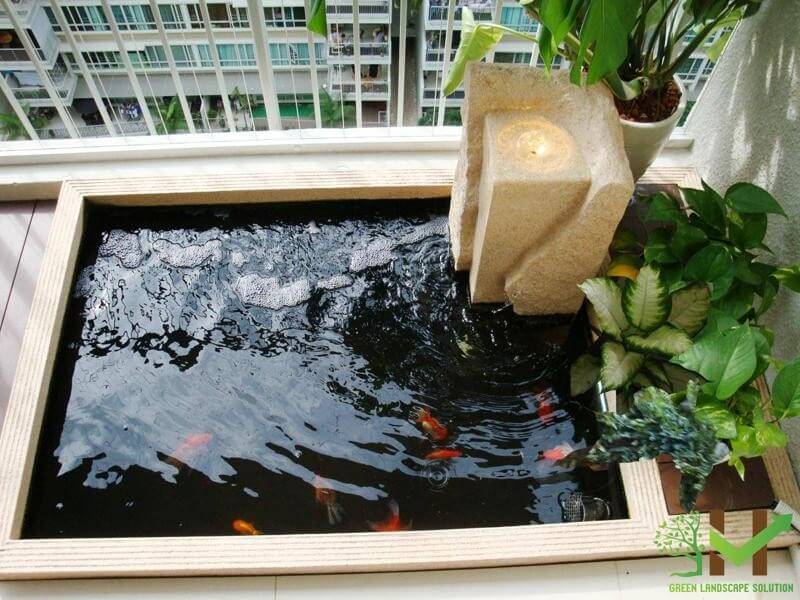 ​Thiết kế ban công đẹp với hồ cá cảnh