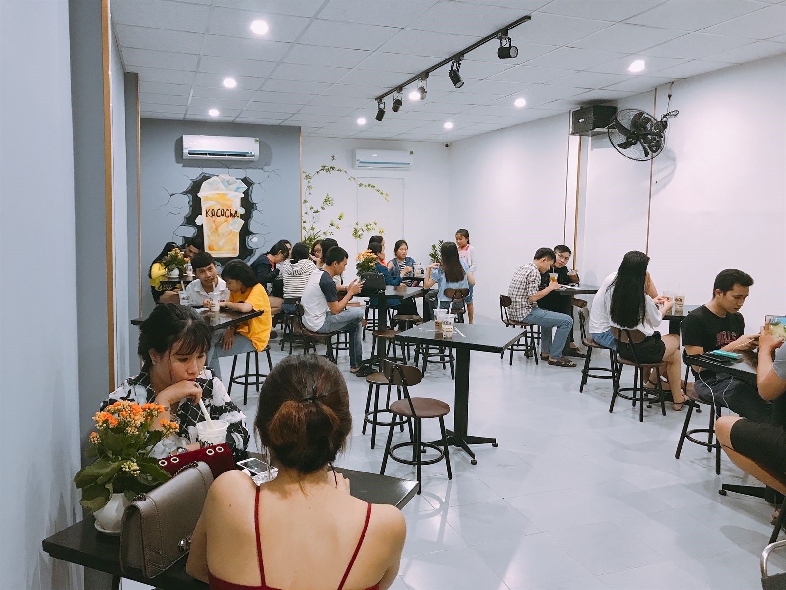 Kinh doanh trà sữa ngay bây giờ, nên hay không nên?