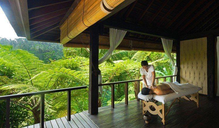 Khung cảnh tự nhiên thường thấy trong các spa tại resort, khu nghỉ dưỡng cao cấp