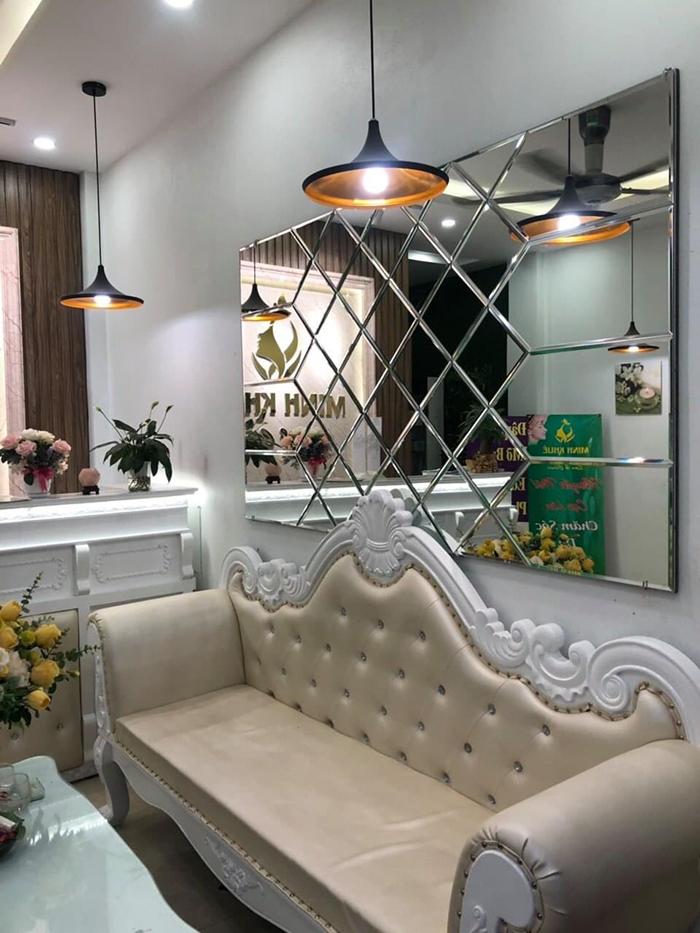 ​Thiết kế gương mới lạ mang đến sự độc đáo và giúp bạn nhân đôi không gian