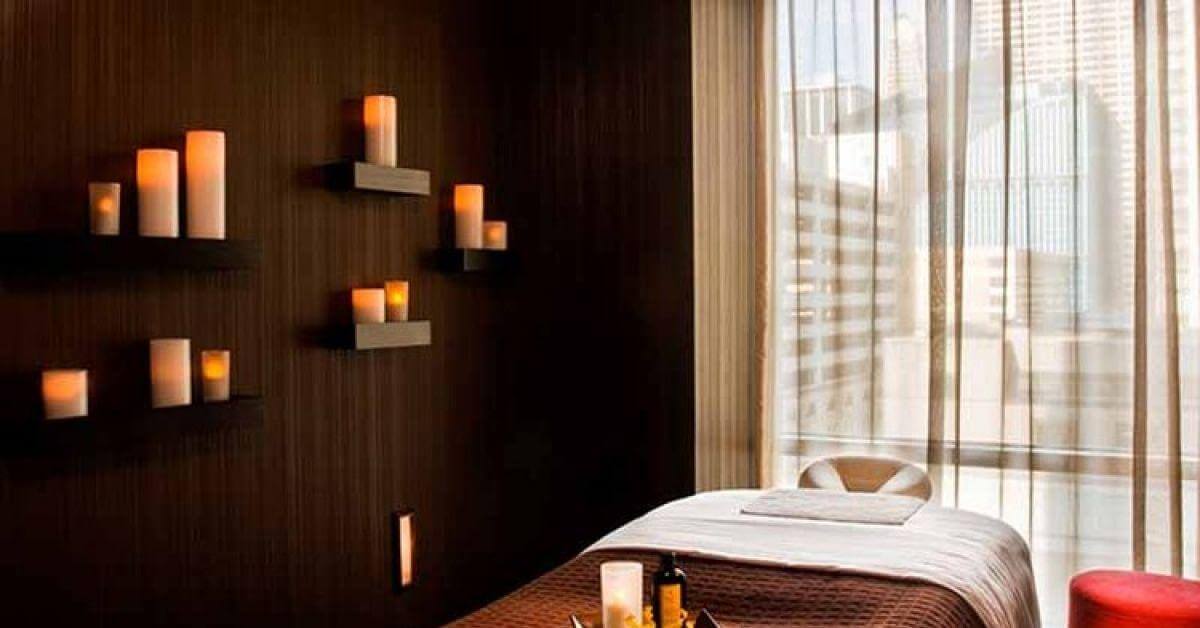 ​Cửa sổ lớn giúp lấy ánh sáng tự nhiên và tao không gian mở