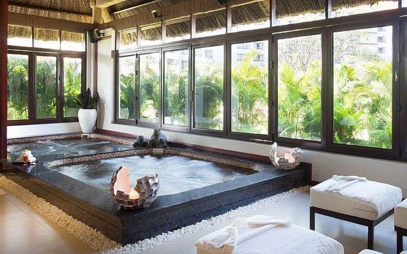 Tận dụng lợi thế về vị trí và cảnh quan để trang trí nội thất phòng spa đẹp