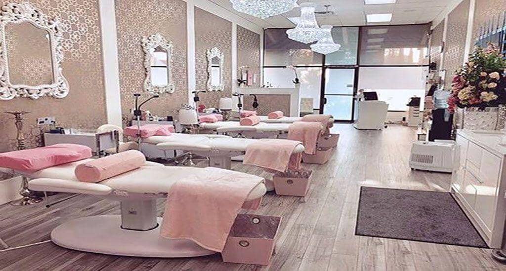 ​Thiết kế spa đẹp là một trong những yếu tố thu hút khách hàng