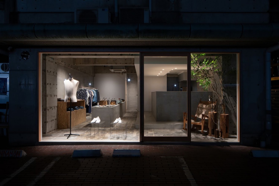 Thiết kế mặt tiền shop thời trang cực kỳ đẹp mắt